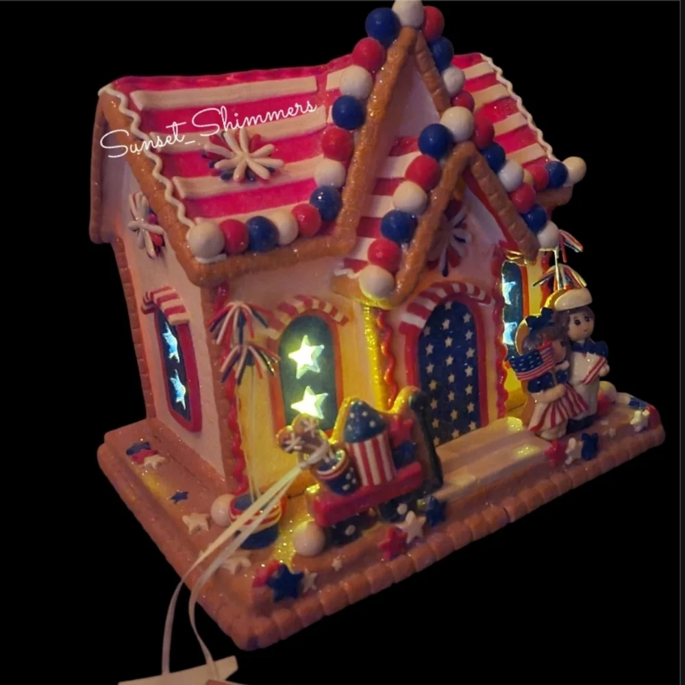 Patriotic LED 4th of July AMERICANA Gingerbread House Stars & Stripes Lighted - Picture 13 of 13
